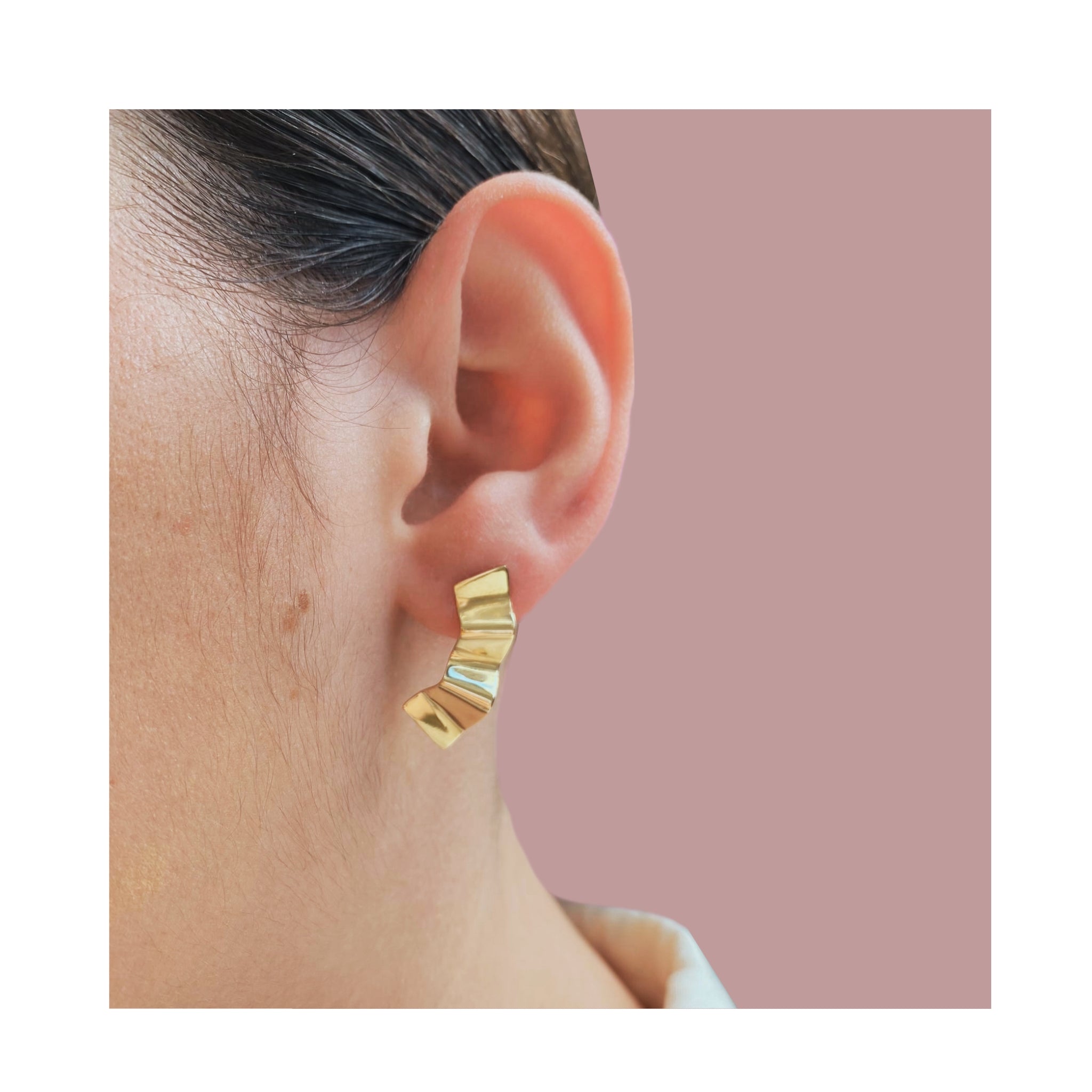 FREEFORM STUDS