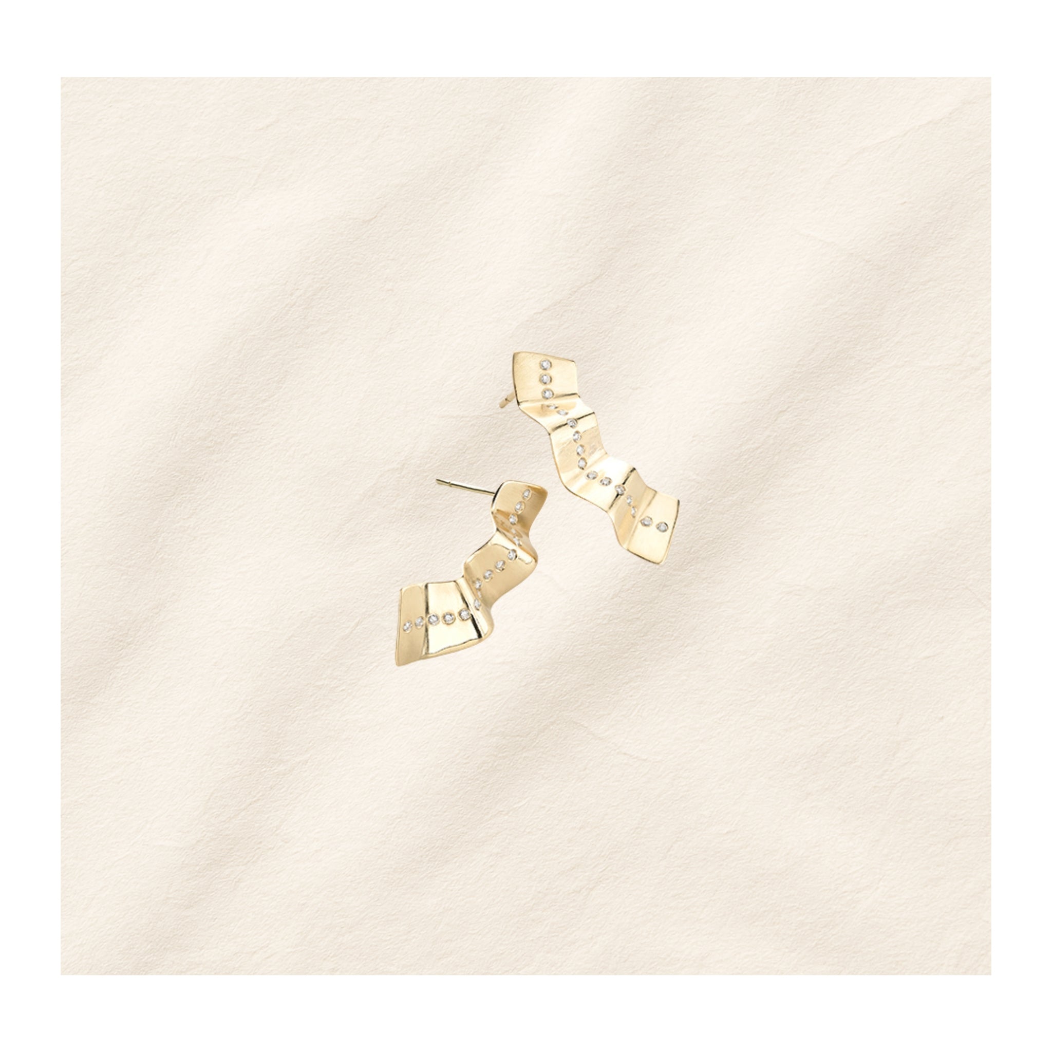 FREEFORM STUDS+