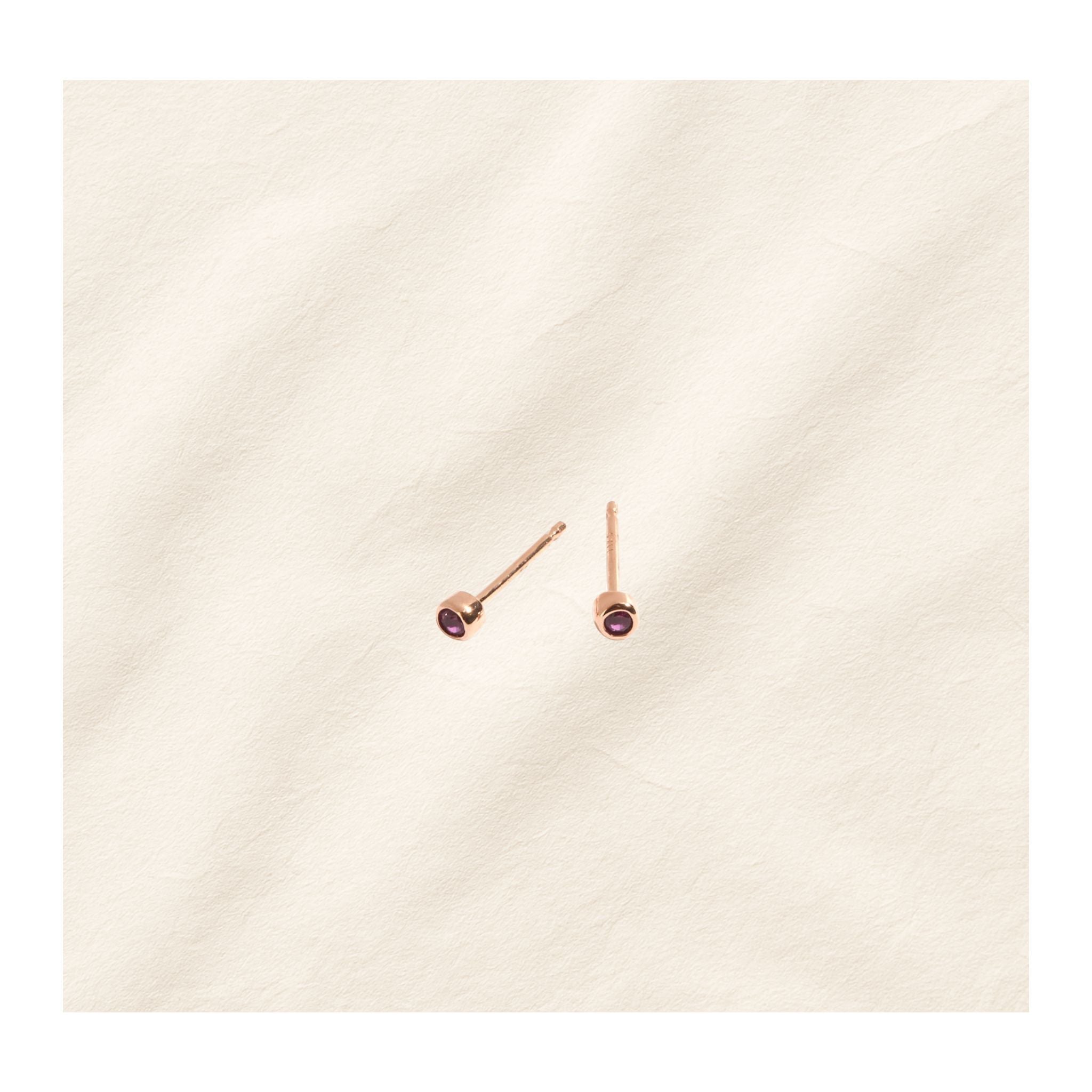 BABY RUBY SINGLE STUD