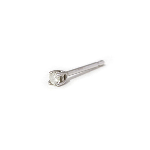 BABY DIAMOND STUD